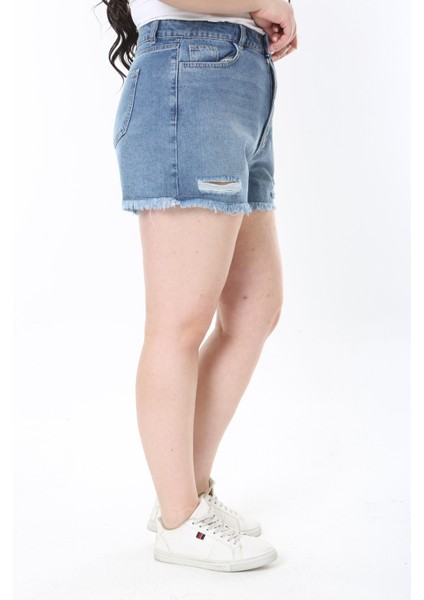 Kadın Büyük Beden Mavi Yırtık Detaylı 5 Cepli Kot Şort 65N38914 indirimleri