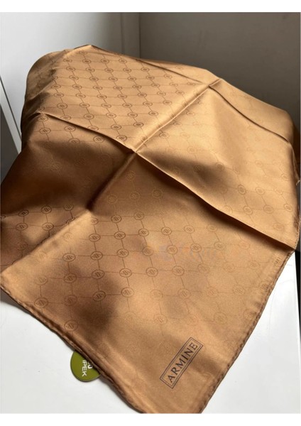 Jakarlı Ipek Eşarp 2000 (J) - Monogram Desenli