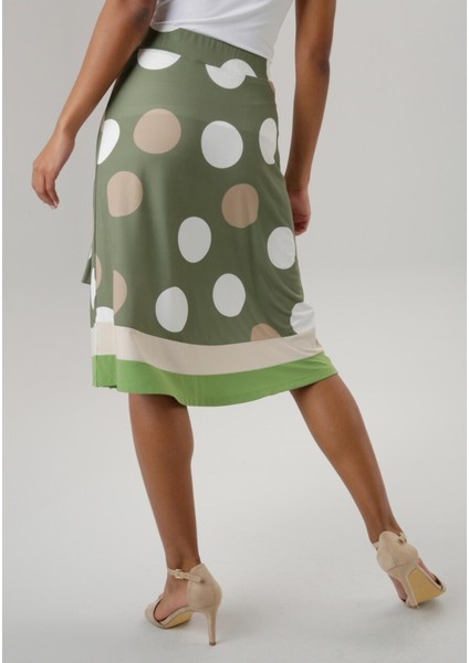 Kadın Büyük Beden Yeşil, Puantiye Desenli, Bel Lastikli ve Toka Detaylı Midi Etek 65N39033 fiyatları