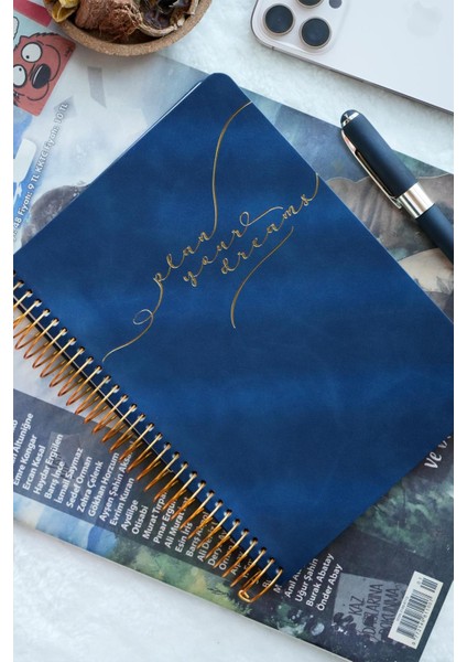 A5 Spiralli Vegan Deri Süresiz Planlayıcı Ajanda. 100 Gr. Ivory. 224 Sayfa. Lacivert