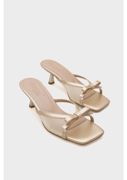 Kadın Fiyonklu Fileli Orta Topuklu Terlik Suni Deri Yaz Sezonu İçin fiyatları