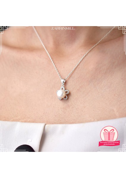 Kadın 925 Ayar Gümüş Çiçek Motifli Inci Kolye