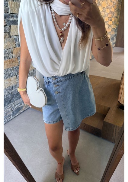 Düğme Detaylı Denim Şort Etek fiyatları