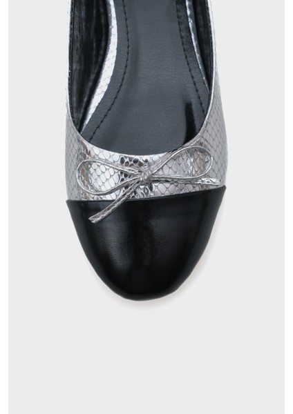 Yuvarlak Burunlu Iki Parçalı Kadın Babet