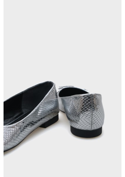 Yuvarlak Burunlu Iki Parçalı Kadın Babet