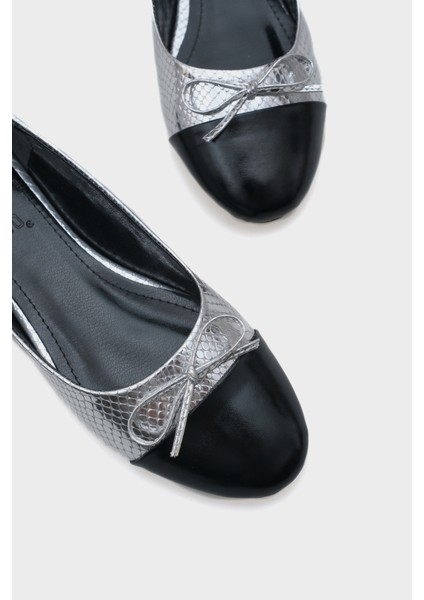 Yuvarlak Burunlu Iki Parçalı Kadın Babet