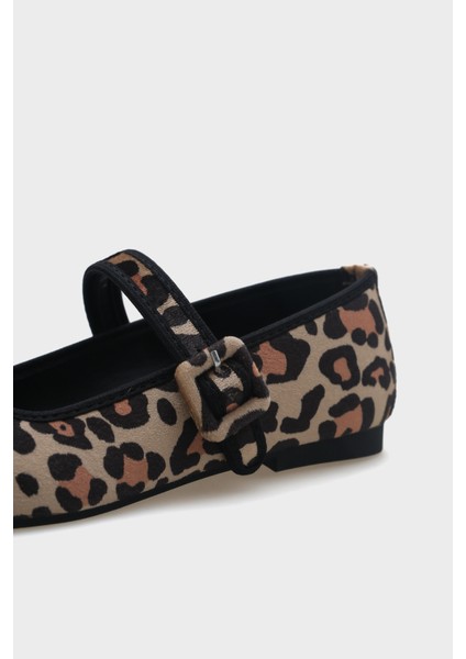 Tek Bantlı Tokalı Kadın Babet