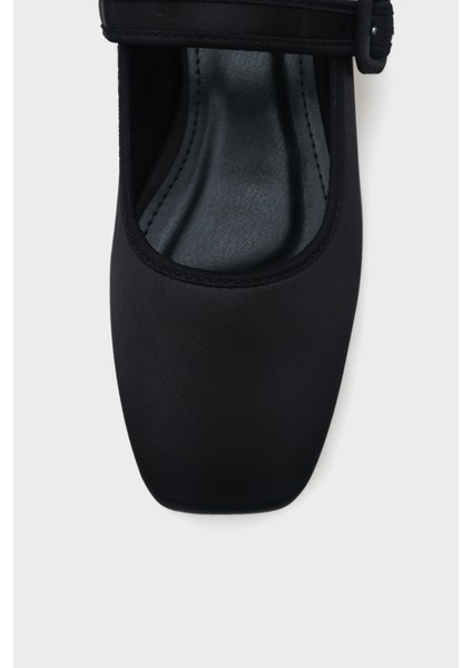 Tek Bantlı Tokalı Kadın Babet fırsatları