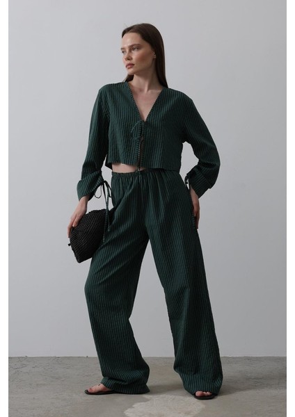 Soonaksesuar Önü Bağlamalı Crop Takım - Yeşil fırsatları