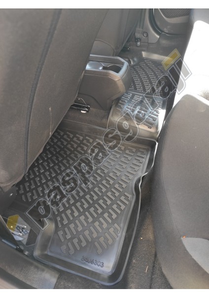 Dacıa Duster 4x2 2017-2022 Arası 3D Havuzlu Paspas indirimleri