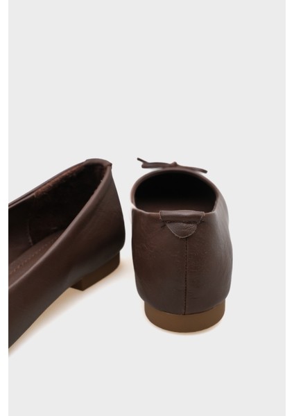 Bloom Hakiki Deri Fiyonklu Yuvarlak Burunlu Kadın Babet