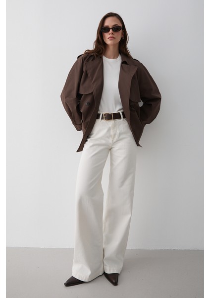 Kahverengi Miyabi Rüzgarlık Detaylı Kuşaklı Kısa Trençkot modelleri