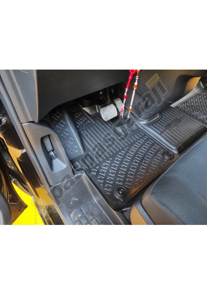 Opel Zafira 8+1 3D Havuzlu Paspas, 2019- modelleri