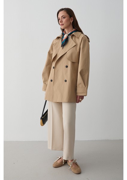 Camel Miyabi Rüzgarlık Detaylı Kuşaklı Kısa Trençkot modelleri