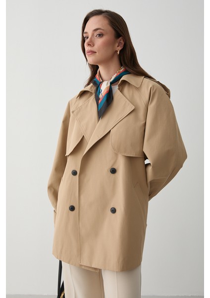 Camel Miyabi Rüzgarlık Detaylı Kuşaklı Kısa Trençkot fırsatları
