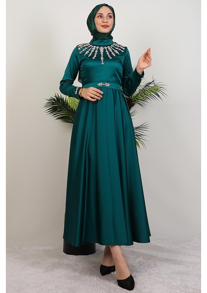 Taş Işleme Detay Elbise Zümrüt