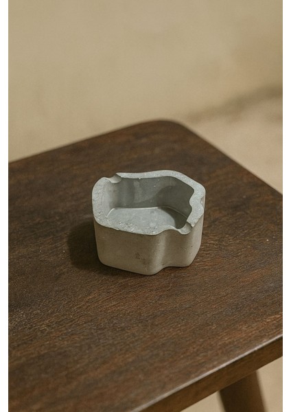 Beton Kül Tablası