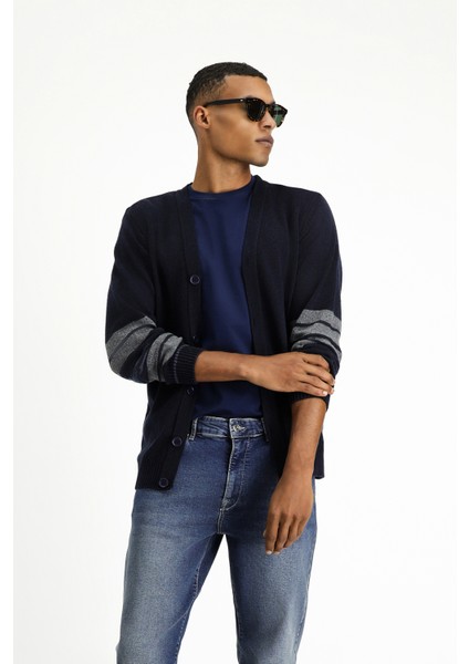 Yünlü Desenli Triko Hırka fiyatları