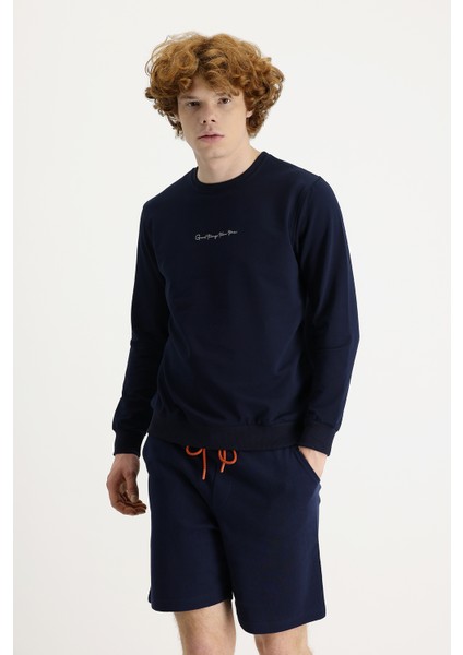 Bisiklet Yaka Nakışlı Pamuklu Sweatshirt modelleri