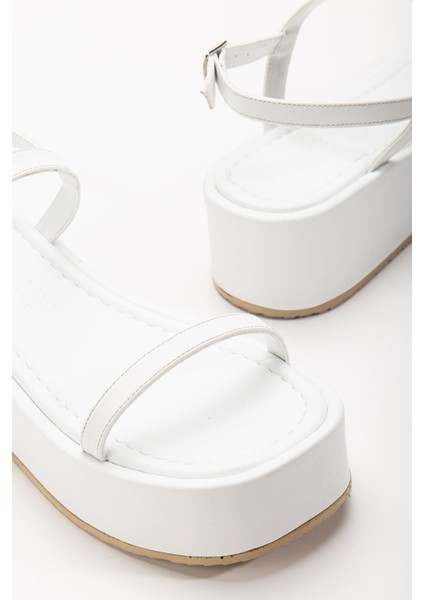 Bayan Sandalet 861-1027 Beyaz Dolgu Topuk Kadın Sandalet modelleri