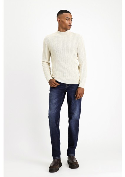 Yarım Balıkçı Yaka Slim Fit Dar Kesim Desenli Pamuklu Triko Kazak fiyatları