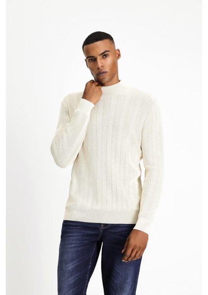 Yarım Balıkçı Yaka Slim Fit Dar Kesim Desenli Pamuklu Triko Kazak modelleri