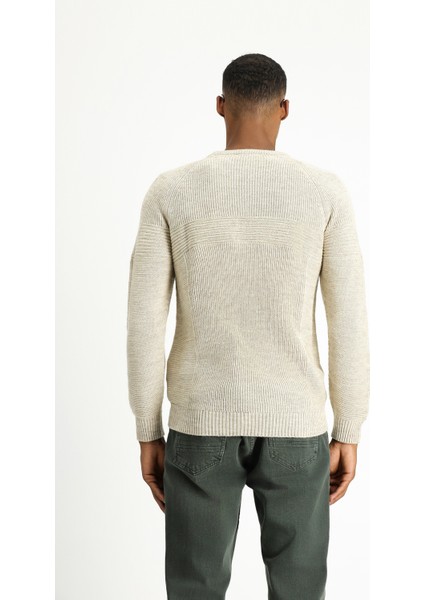 Bisiklet Yaka Regular Fit Dikişsiz Desenli Triko Kazak indirimleri