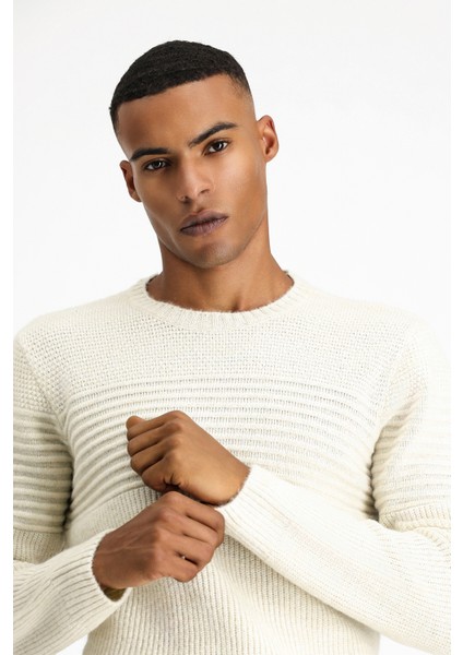 Bisiklet Yaka Regular Fit Çizgili Triko Kazak modelleri