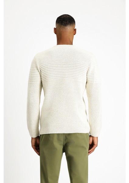 Bisiklet Yaka Regular Fit Çizgili Triko Kazak fırsatları