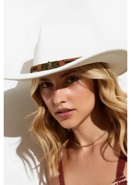 Deri Kemer Detaylı Beyaz Nubuk Kovboy Şapkası
