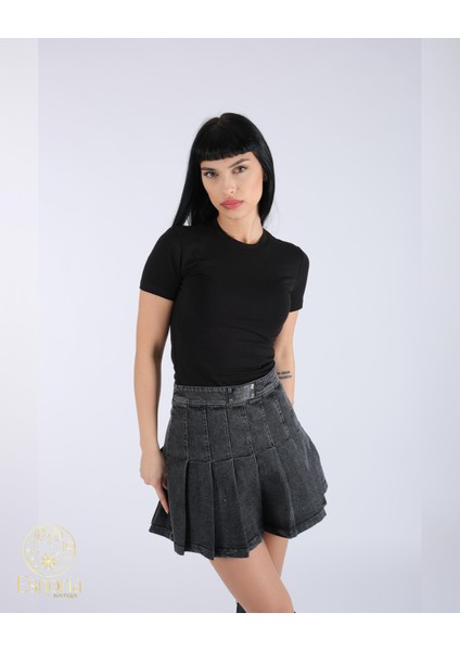Kısa Kollu Basic Crop Tişört Siyah fiyatları