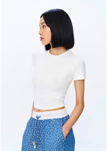 Kısa Kollu Basic Crop Tişört Beyaz modelleri