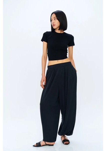 Kısa Kollu Basic Crop Tişört Siyah modelleri