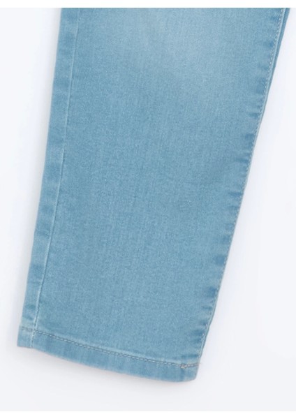 Lcw Kids Indigo Beli Ayarlanabilir Lastikli Erkek Çocuk Jean Pantolon modelleri