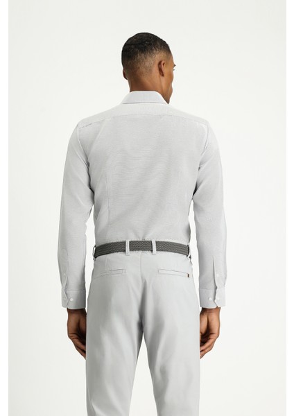 Uzun Kol Slim Fit Dar Kesim Klasik Desenli Pamuklu Kolay Ütülenebilir Gömlek fırsatları