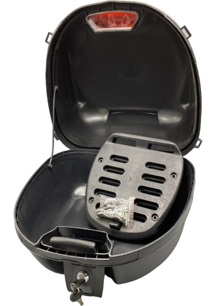 35 Litre Motosiklet Çantası- Sırt Dayama Pedi Dahil