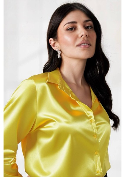 Kadın Sarı Hafif Dökümlü Saten Yüzeyli Gömlek HZL22W-BD139641 modelleri