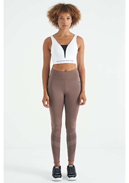 Beyaz Yazı Baskılı Renk Bloklu Dar Kalıp Dalgıç Kumaş Kadın Büstiyer - 97271 fiyatları