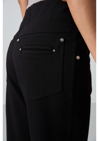 Siyah Taş Detaylı Cepli Rahat Form Klasik Paça Kadın Eşofman Altı - 94007 indirimleri