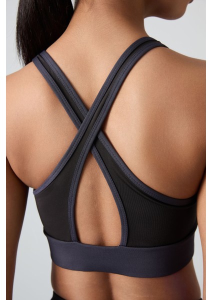 Antrasit Çapraz Sırt Detaylı Slim Fit U Yaka Pedli Kadın Spor Büstiyer - 97121 fırsatları