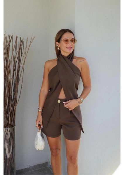 Kahverengi Boyun Çapraz Detay Bluz fırsatları