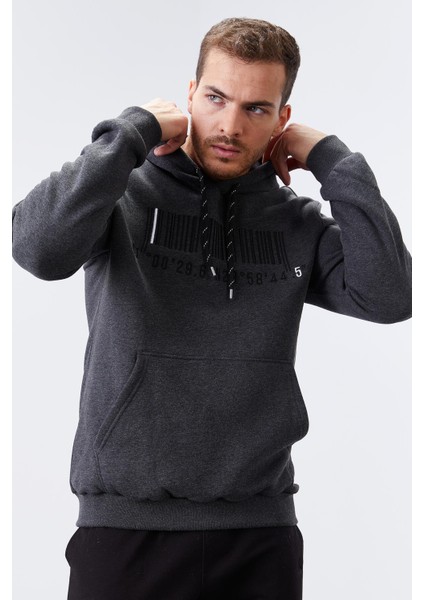 Antrasit Melanj Nakışlı Kanguru Cep Standart Kalıp Kapüşonlu Erkek Sweatshirt - 87839 modelleri