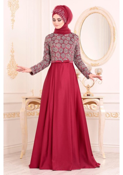 Dantel Detaylı Kırmızı Tesettür Abiye Elbise 1937K