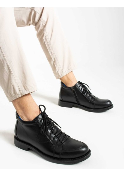 Bağcıklı Kauçuk Taban Düz Bot 331-100 Erkek Bot