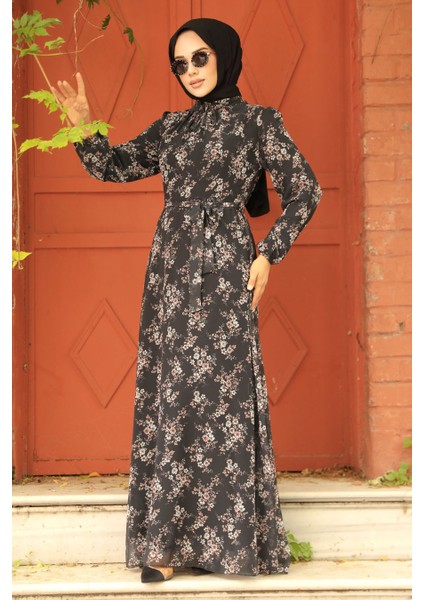 Çiçek Desenli Siyah Tesettür Elbise 279047S