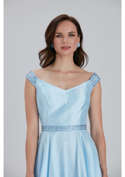 Abiye Elbise Boncuk Detaylı Bebek Mavisi Saten Bulava Abiye Elbise 44260BM fırsatları