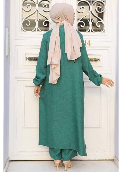 Düğmeli Zümrüt Yeşili Tesettür Ikili Takım 19017ZY modelleri