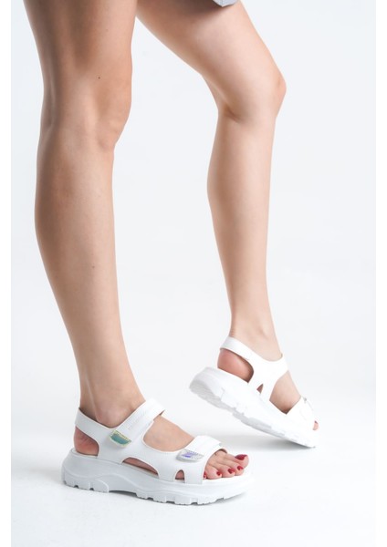 Lamıa Cırt Cırtlı Ortopedik Taban Kadın Sandalet Cbt - Beyaz fiyatları