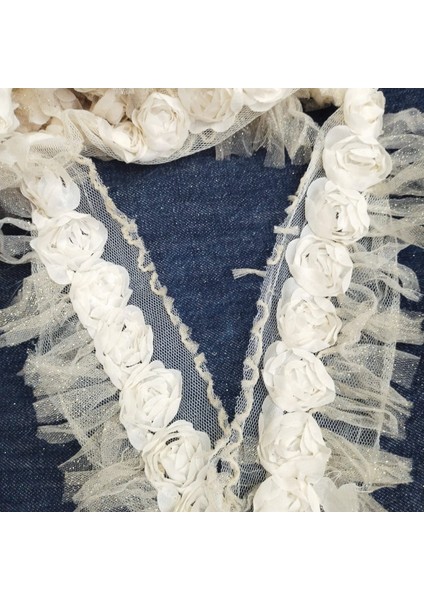 6 cm Genişlik Şerit – Sütlü Kahve Çiçekli Tül ve Simli Dantel, Dekoratif Aksesuar-2 Metre