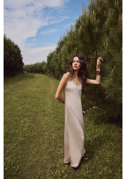 Bella - Saten Maxi Elbise indirimleri